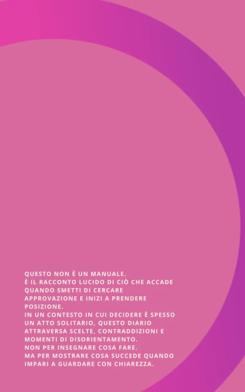Retro del libro Diario di una consulente (bionda) scritto da Pamela d'Ambrosio. Il retro è rosa con nella parte inferiore una riga arrotonda viola con breve riassunto bianco